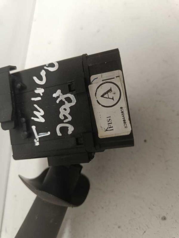 COMMODO RENAULT TWINGO 2007-2014 - Vue 3